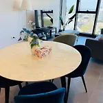 New Olympic Park 3Beds Condo -Parking, Pool, Gym 21